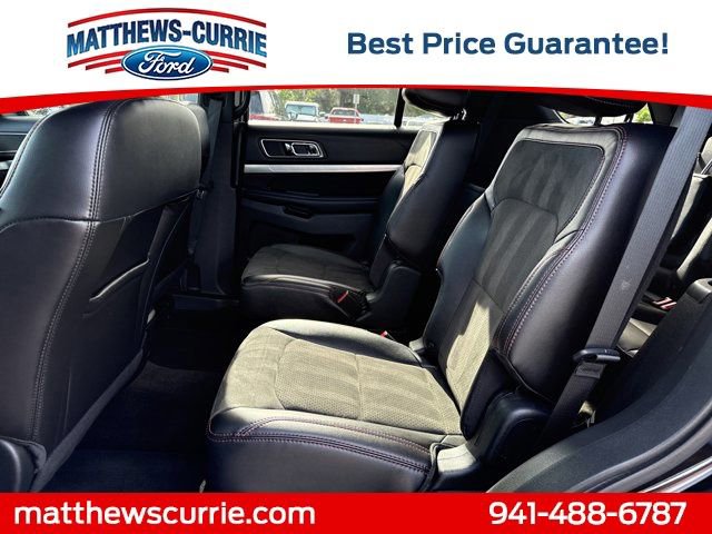 Certified 2018 Ford Explorer XLT w/ Equipment Group 202A AWD/4WD image 13