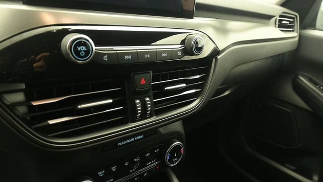Certified 2023 Ford Escape Active AWD/4WD image 17