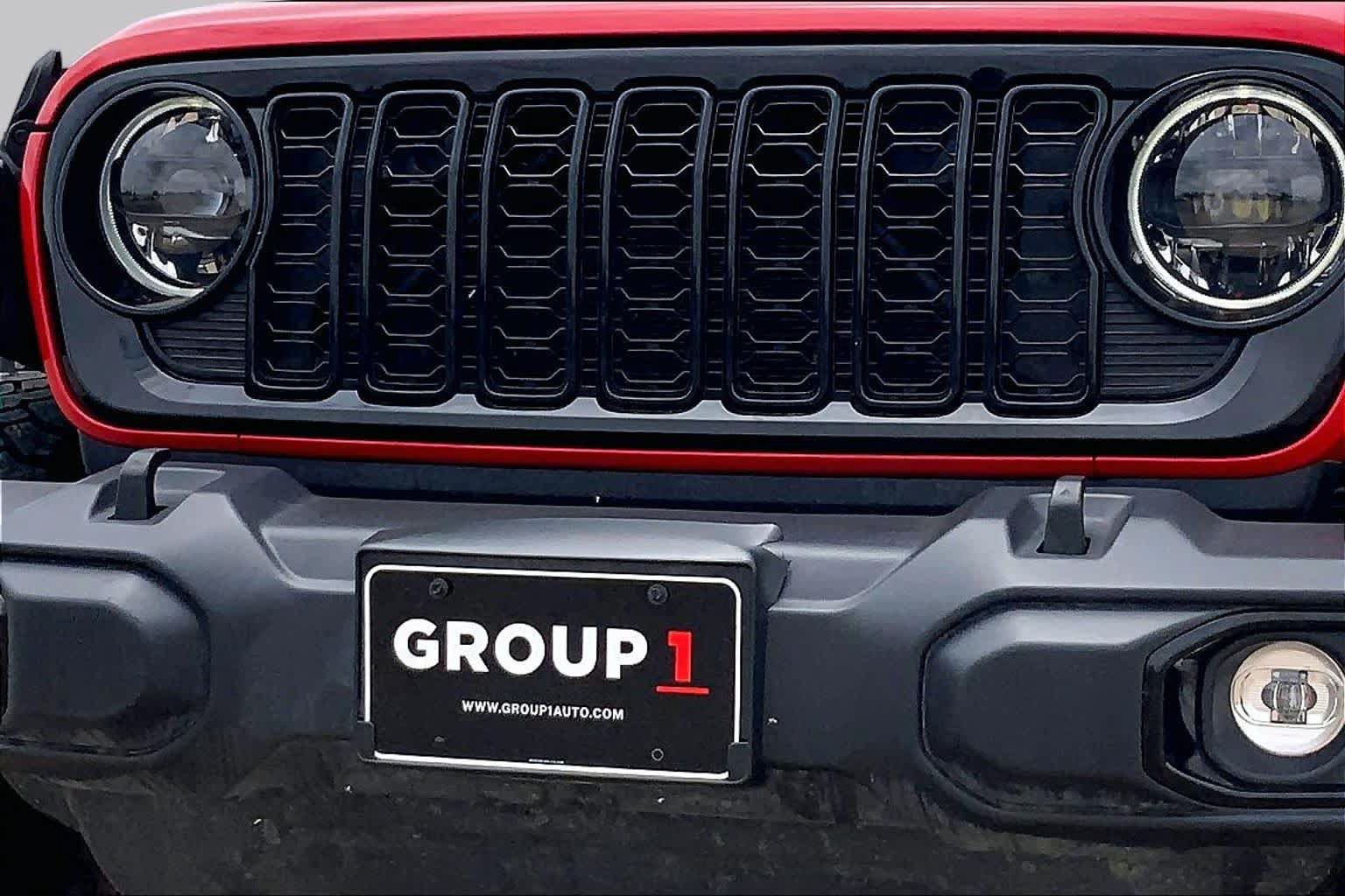 Used 2025 Jeep Wrangler Unlimited Sport AWD/4WD image 30