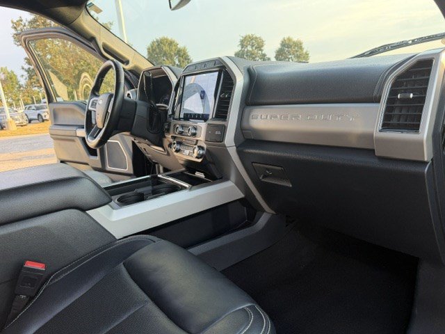 Certified 2022 Ford F350 Lariat w/ Tremor Off-Road Package AWD/4WD image 38