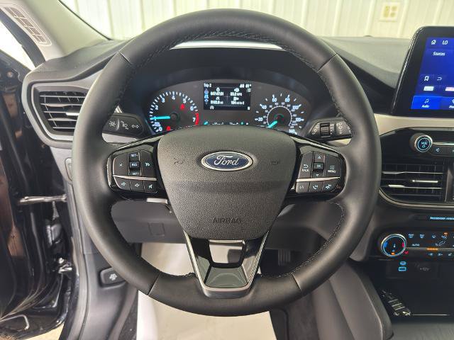Certified 2022 Ford Escape SE w/ Convenience Package FWD image 3
