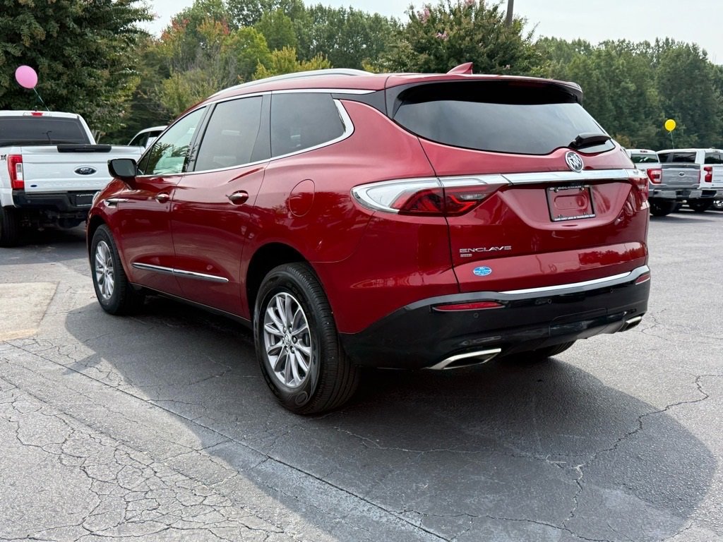 Used 2024 Buick Enclave Premium image 6