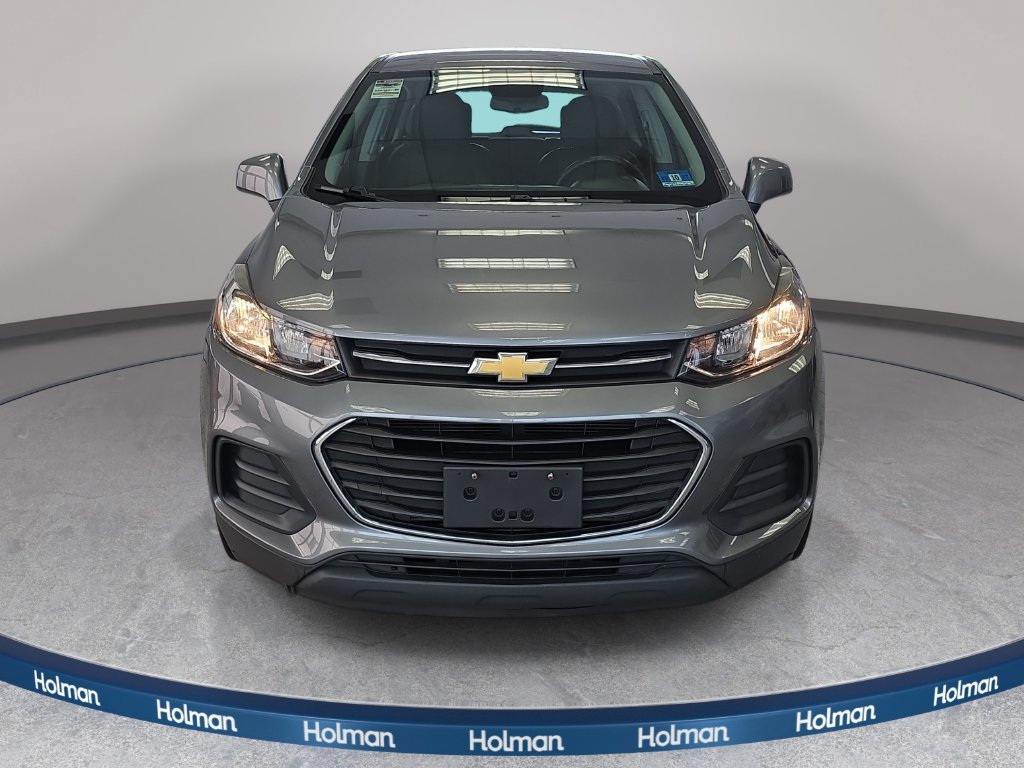 Used 2020 Chevrolet Trax LS FWD image 2