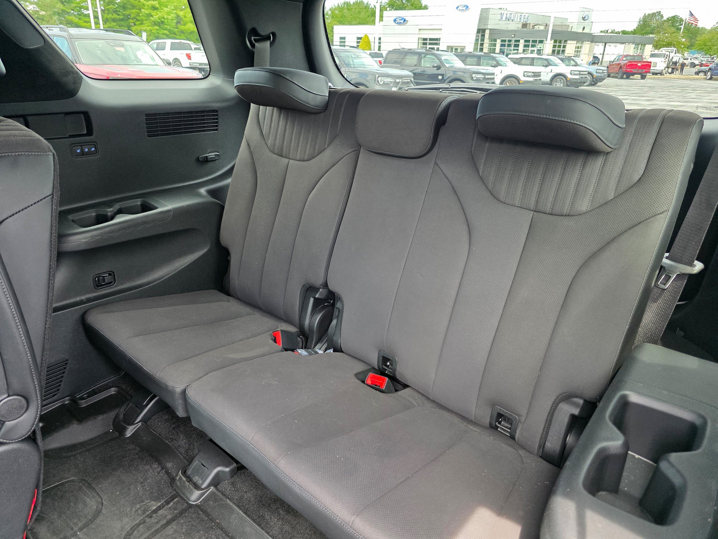 Used 2025 Hyundai Palisade Calligraphy AWD/4WD image 10