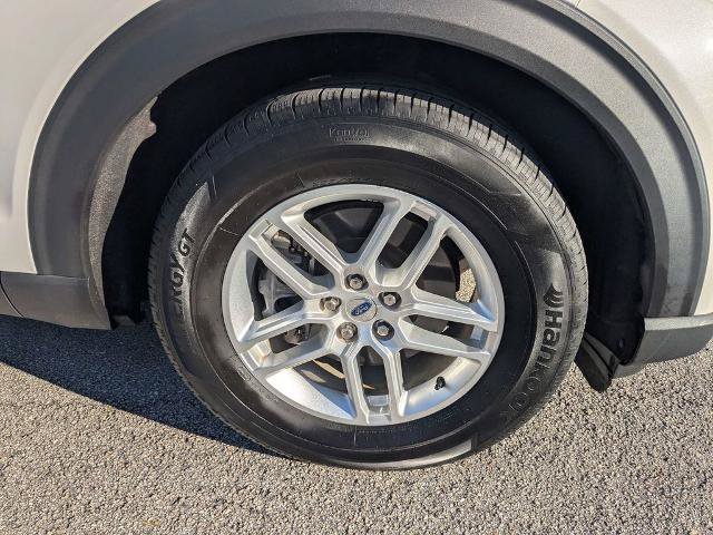 Certified 2025 Ford Explorer Active RWD image 11
