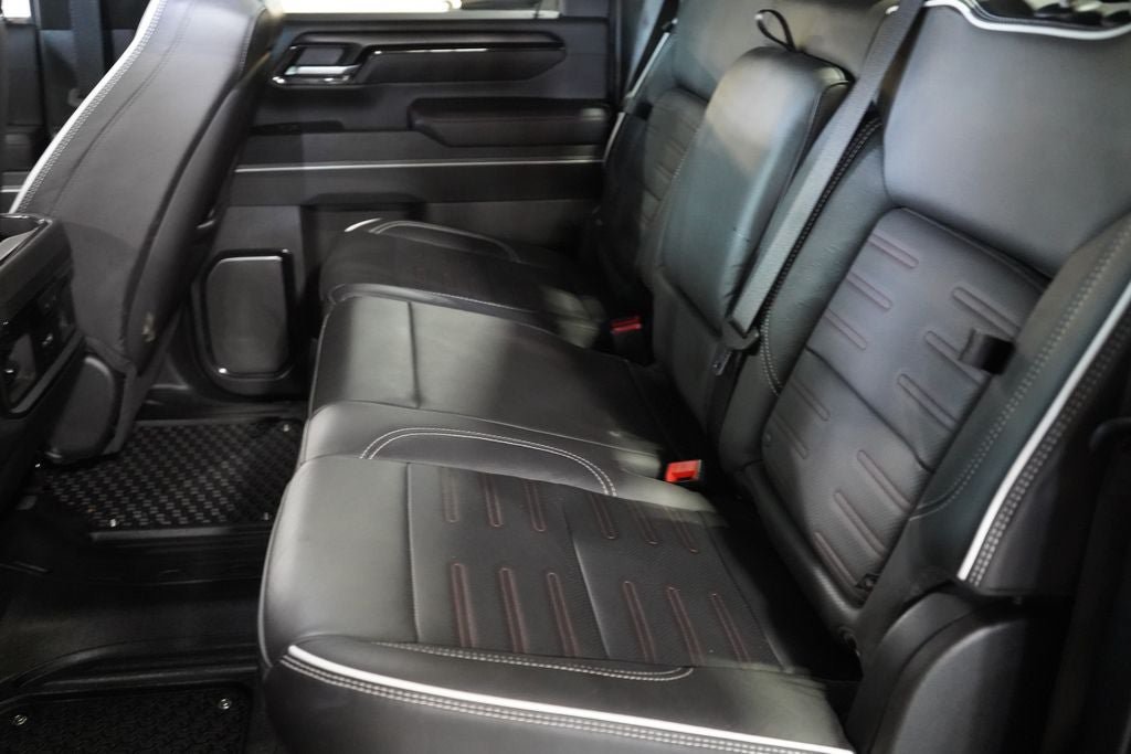 Used 2025 GMC Sierra 2500 AT4X AWD/4WD image 26