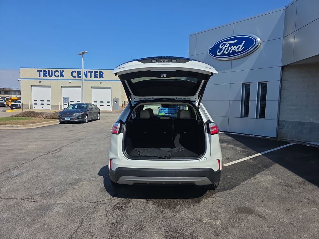 Certified 2024 Ford Edge SEL w/ Convenience Package image 11