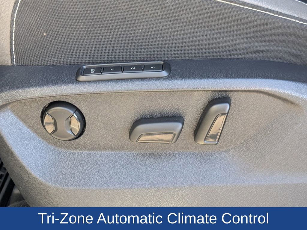 Used 2021 Volkswagen Atlas SEL Premium image 16