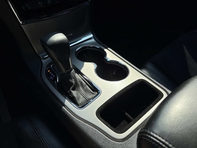 Used 2019 Jeep Grand Cherokee Altitude AWD/4WD image 33