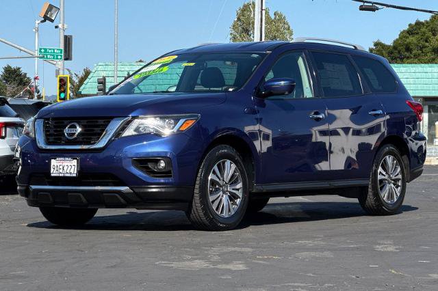 Used 2020 Nissan Pathfinder SL FWD image 32