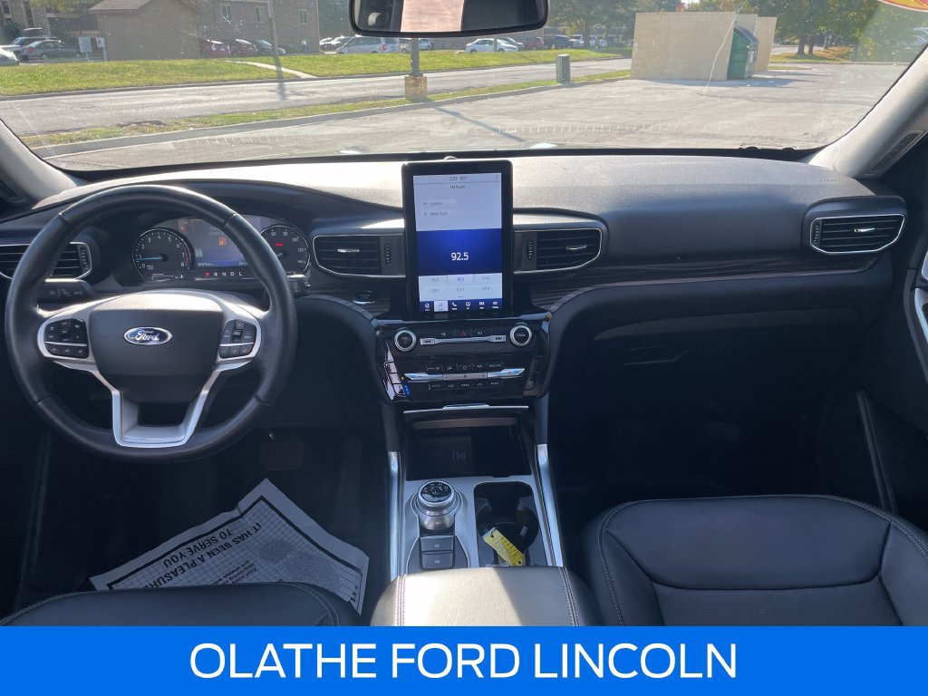 Certified 2023 Ford Explorer Limited w/ Limited Technology Package AWD/4WD image 23