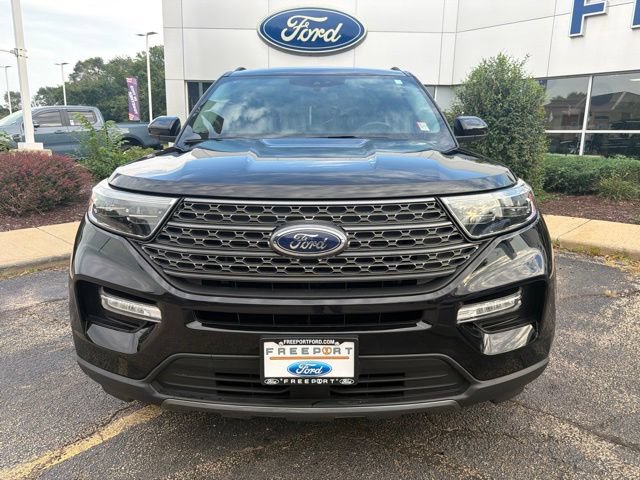 Certified 2023 Ford Explorer XLT w/ Equipment Group 202A AWD/4WD image 2