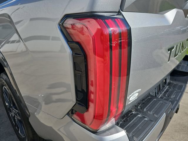 Used 2025 Toyota Tundra Limited image 33