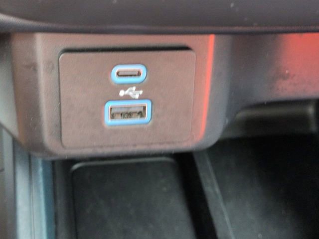 Certified 2024 Ford Maverick XL FWD image 21