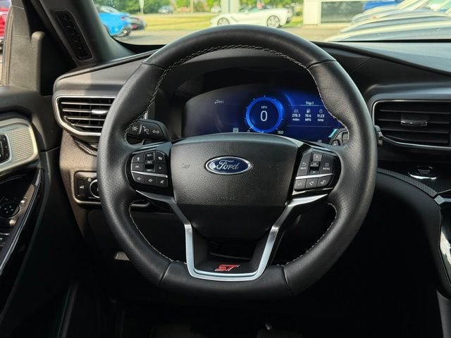 Certified 2023 Ford Explorer ST w/ Equipment Group 401A AWD/4WD image 8
