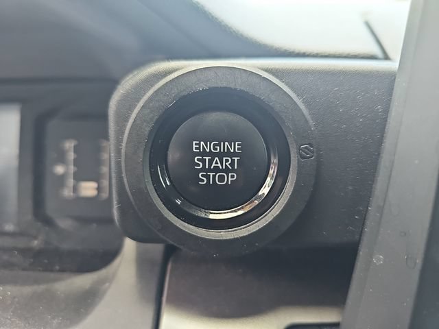 Used 2024 Toyota Tacoma SR5 w/ SR5 Upgrade Package RWD image 29