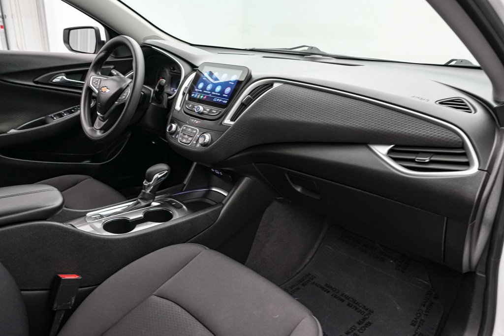 Used 2023 Chevrolet Malibu LT image 21