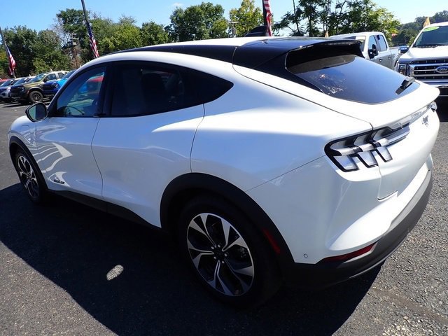 Certified 2024 Ford Mustang Mach-E Select w/ Comfort Package Lite image 5