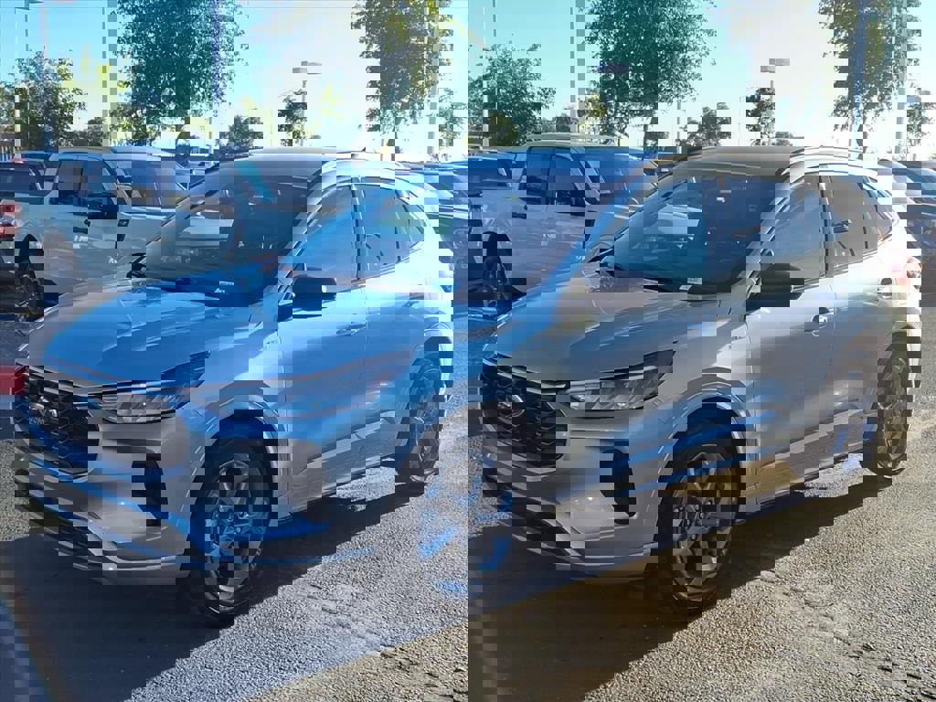 Certified 2023 Ford Escape ST-Line w/ Tech Pack #1 image 8