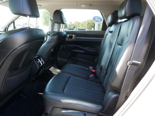 Used 2023 Kia Sorento S AWD/4WD image 11