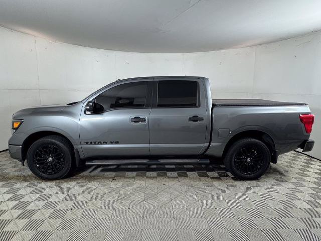 Used 2018 Nissan Titan SV w/ SV Convenience Package AWD/4WD image 5