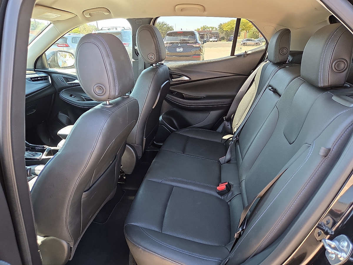 Used 2025 Buick Encore GX Sport Touring w/ Comfort Package FWD image 17