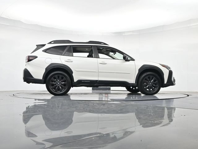 Used 2025 Subaru Outback Onyx Edition XT AWD/4WD image 32