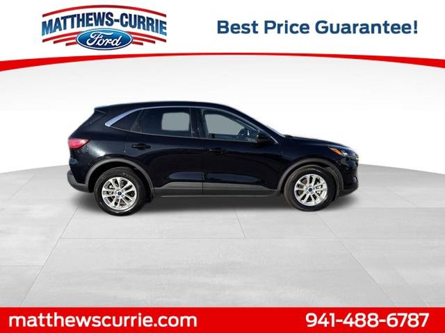 Certified 2021 Ford Escape SE image 3