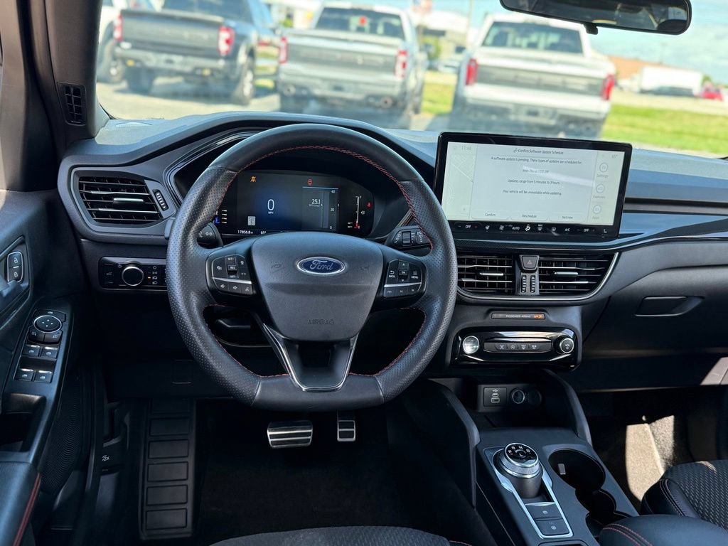 Certified 2024 Ford Escape ST-Line w/ Tech Pack #1 AWD/4WD image 6