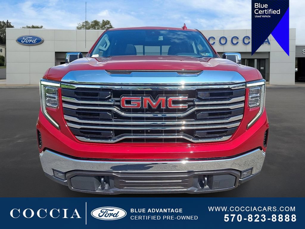 Used 2023 GMC Sierra 1500 SLT w/ SLT Premium Package AWD/4WD image 2