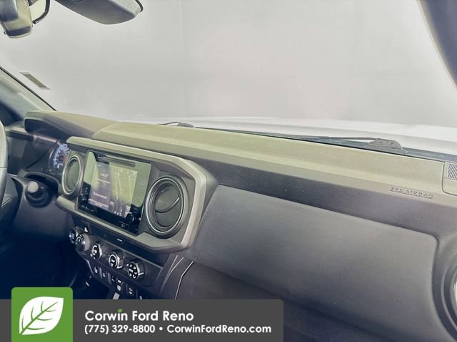 Used 2019 Toyota Tacoma TRD Off-Road w/ Technology Package image 27