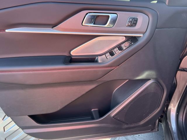 Certified 2025 Ford Explorer ST AWD/4WD image 18