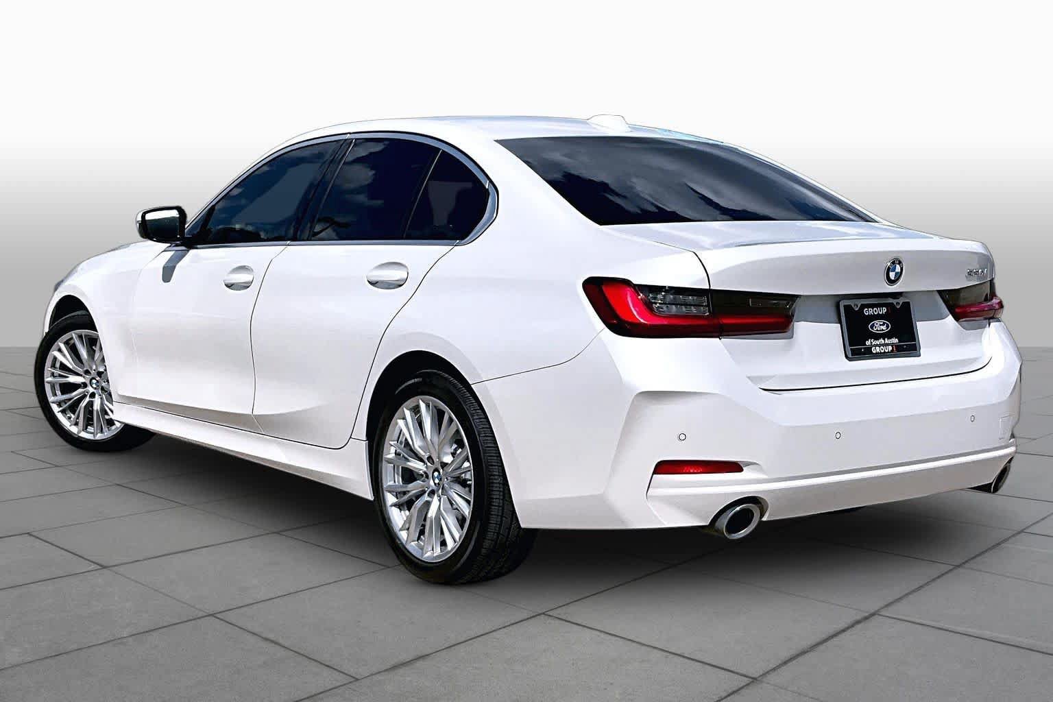 Used 2024 BMW 330i Sedan w/ Convenience Package RWD image 12