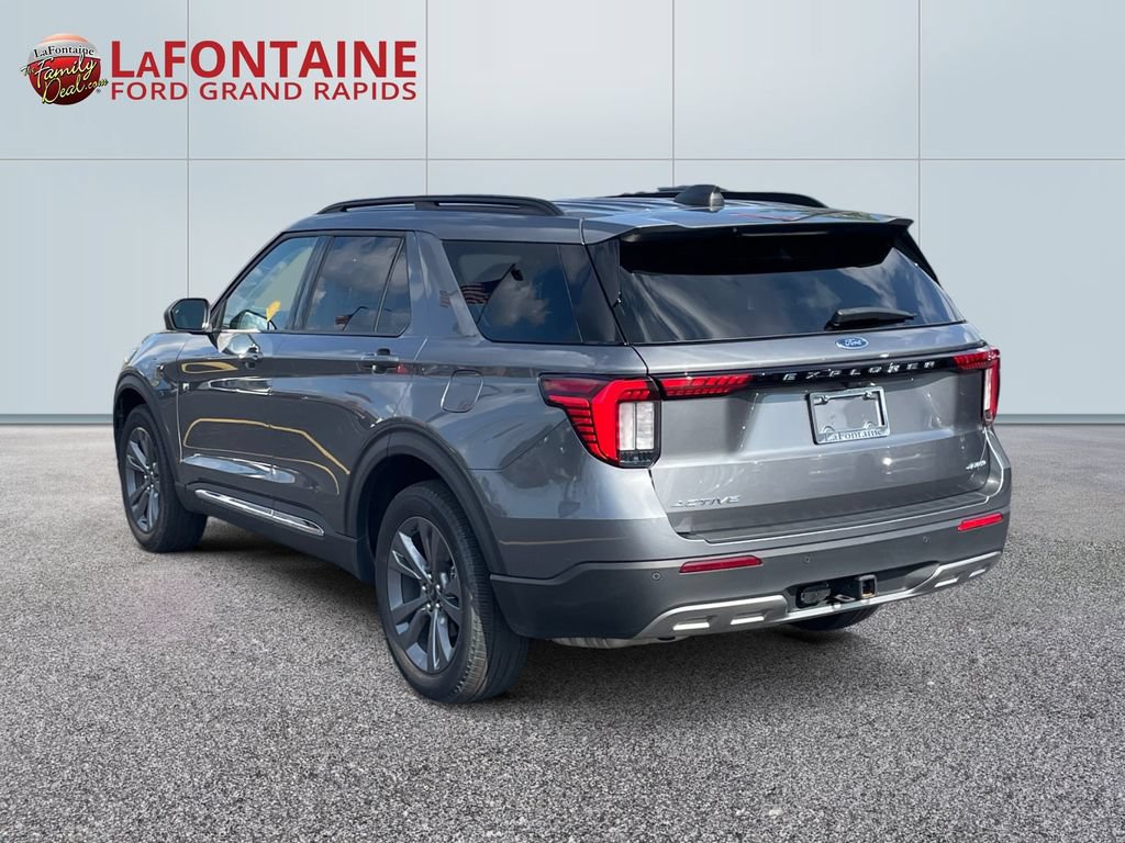 Certified 2025 Ford Explorer Active w/ Active Comfort Package AWD/4WD image 5