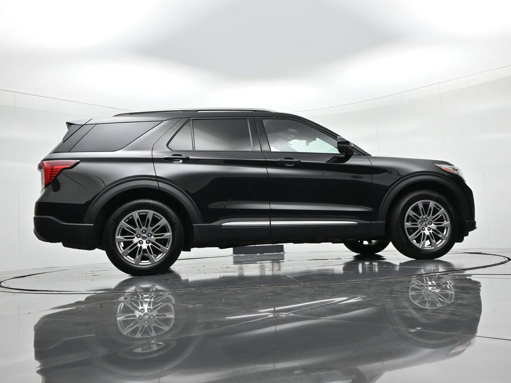 Certified 2026 Ford Explorer Platinum AWD/4WD image 25