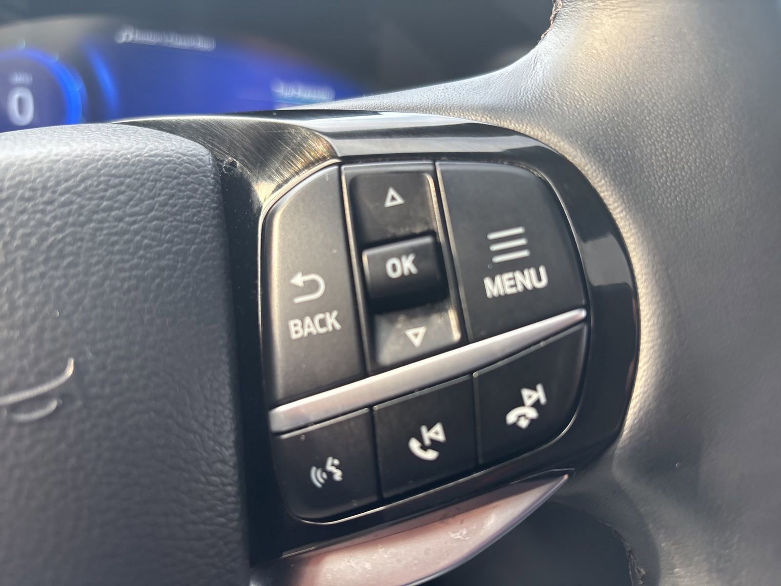 Certified 2022 Ford Explorer Platinum w/ Equipment Group 601A image 15