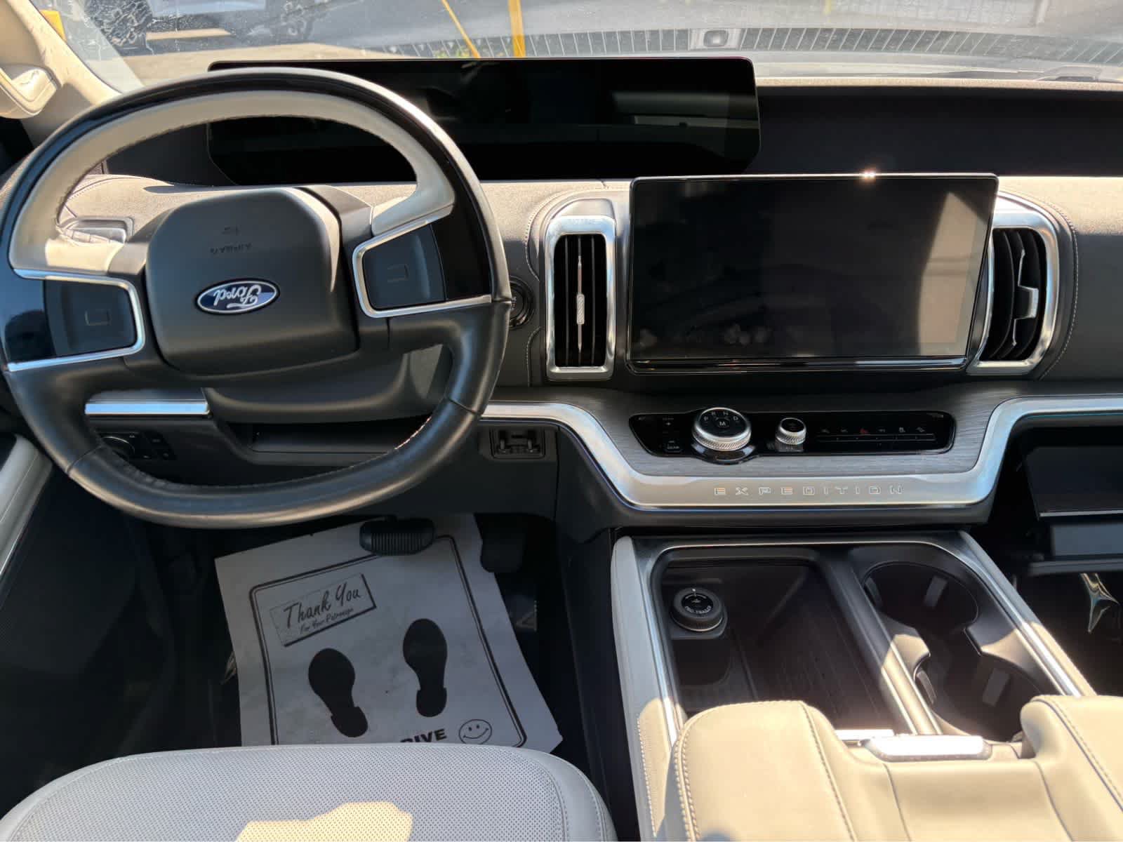 Certified 2025 Ford Expedition Platinum w/ Driver's Package AWD/4WD image 14