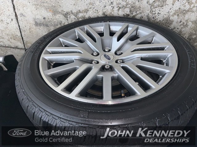 Certified 2023 Ford Expedition Limited image 8