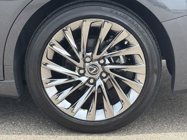 Used 2024 Lexus ES 350 Ultra Luxury w/ Accessory Package (Z1) FWD image 14