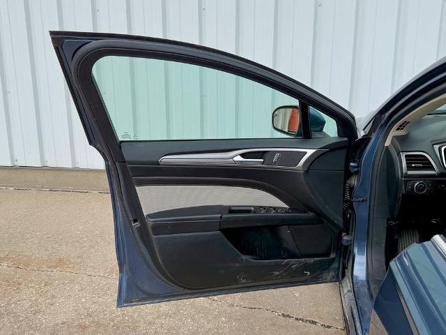 Certified 2019 Ford Fusion SE w/ Equipment Group 151A FWD image 13