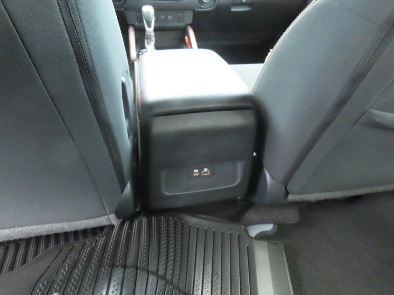 Used 2023 Nissan Frontier PRO-4X w/ Technology Package AWD/4WD image 25