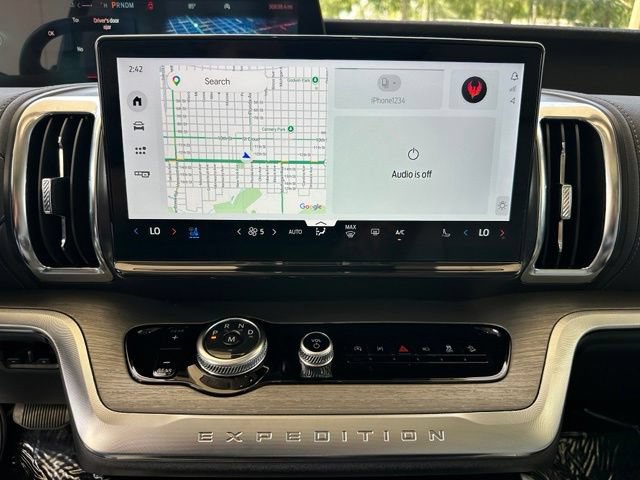 Certified 2025 Ford Expedition Max Platinum w/ Driver's Package AWD/4WD image 20