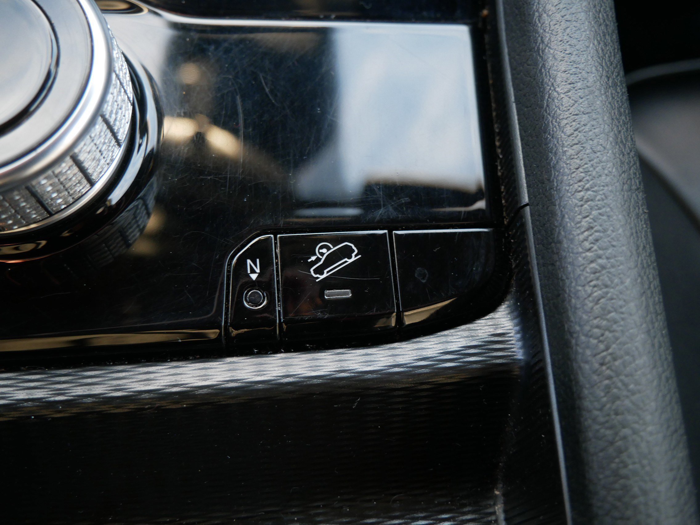 Used 2024 Jeep Grand Cherokee Limited 4xe image 32