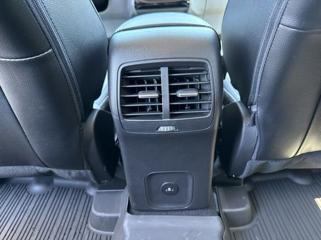Certified 2023 Ford Escape SE w/ PHEV Premium Package FWD image 11
