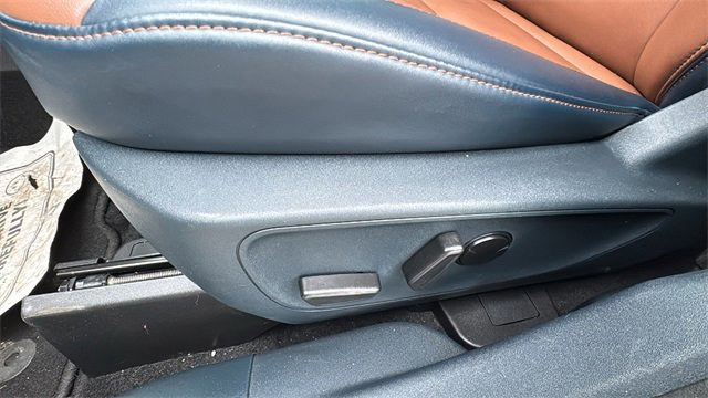 Certified 2022 Ford Maverick Lariat w/ Lariat Luxury Package image 10