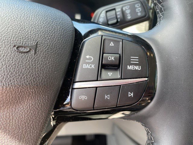 Certified 2024 Ford Escape Platinum w/ Premium Technology Package image 24