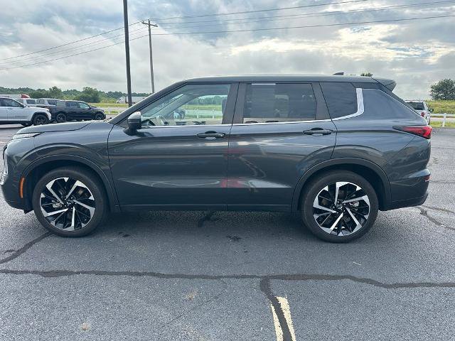 Used 2024 Mitsubishi Outlander SE AWD/4WD image 25