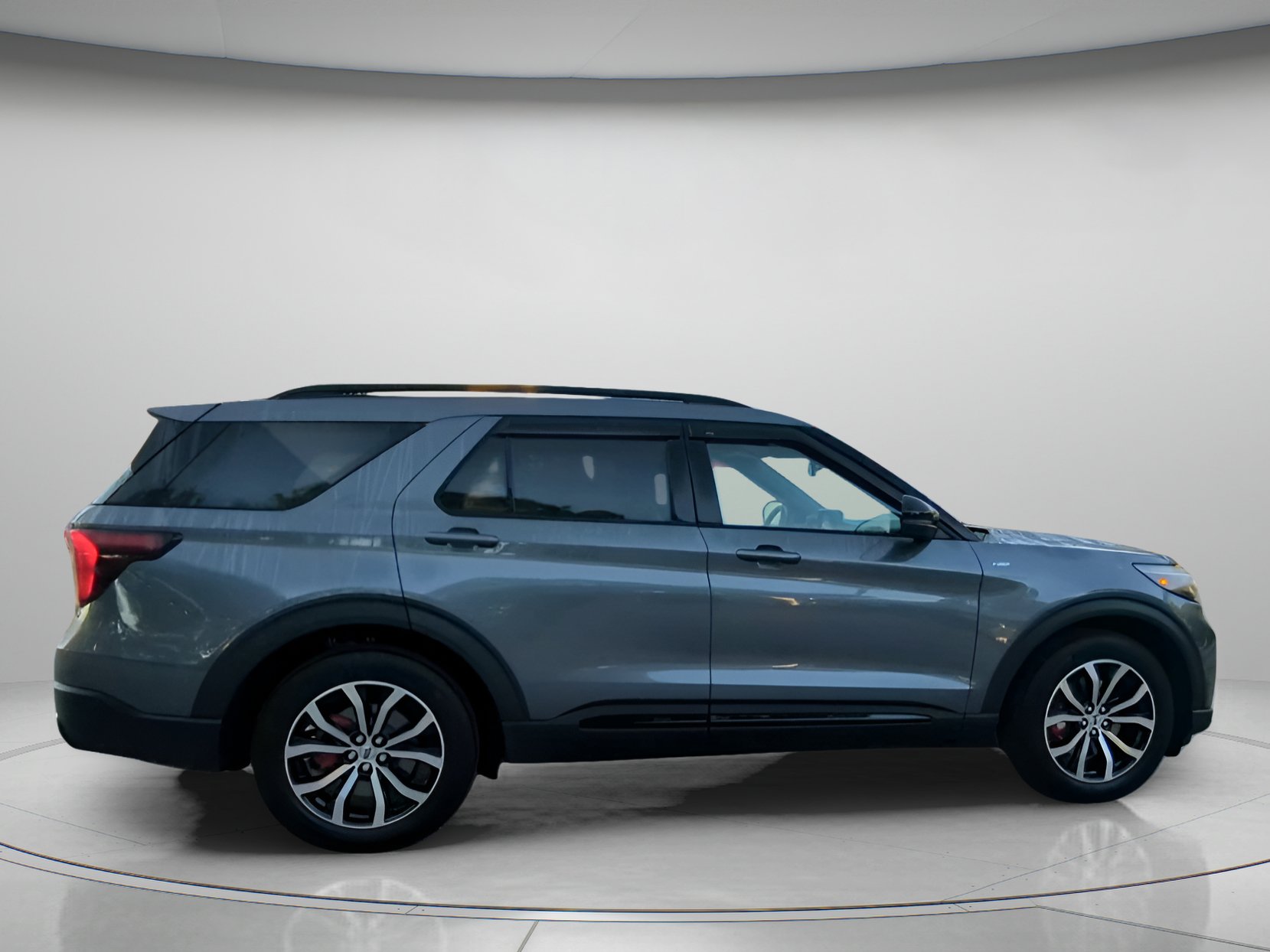 Certified 2026 Ford Explorer ST-Line w/ ST-Line Street Pack RWD image 31