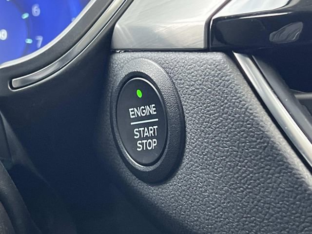 Certified 2022 Ford Escape Titanium w/ Class II Trailer Tow Package image 31