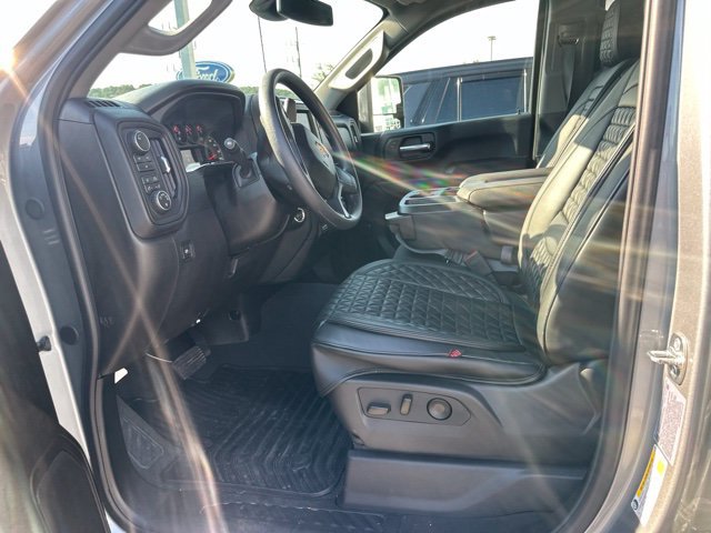 Used 2026 Chevrolet Silverado 2500 Custom w/ Custom Value Package AWD/4WD image 15